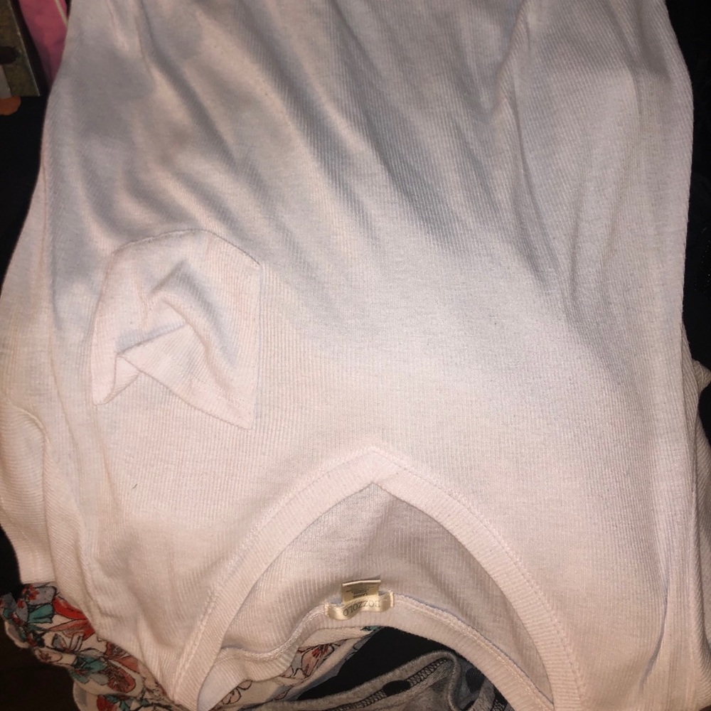 basic white tee - Picture 2 of 2